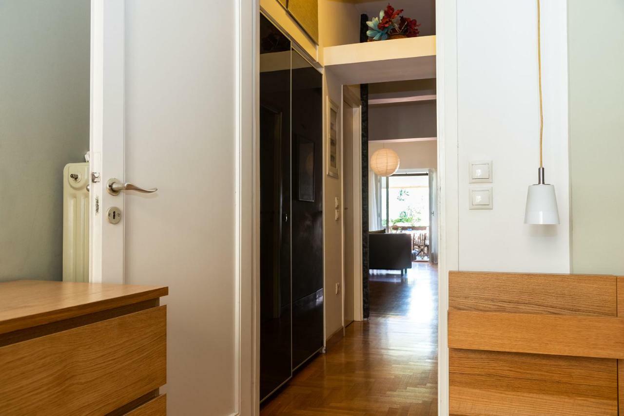Stylish Flat With Veranda In The Heart Of Athens Luaran gambar